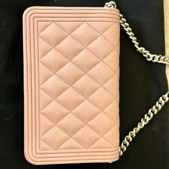 Chanel Boy, 2024 brand new, small light pink grained calfskin leather bag. - Picture 7 of 7